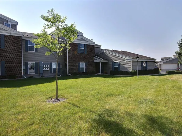 N16W26545 Wild Oats Dr, Pewaukee, WI 53072