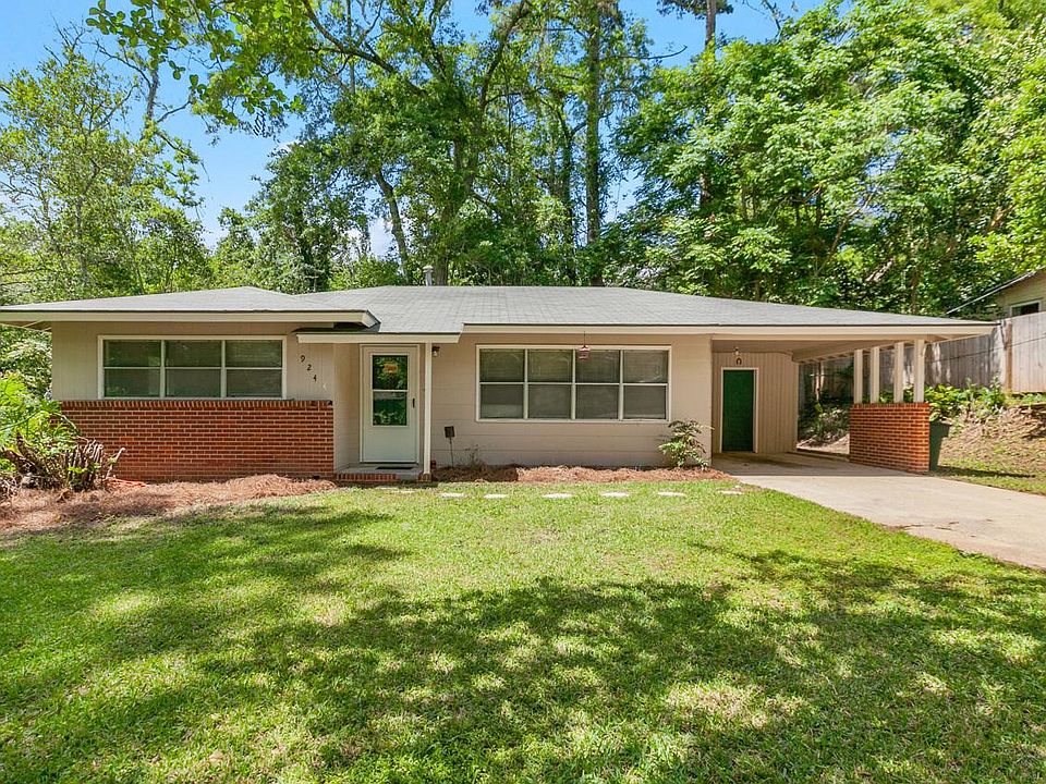 1st image of 924 Spottswood Dr
