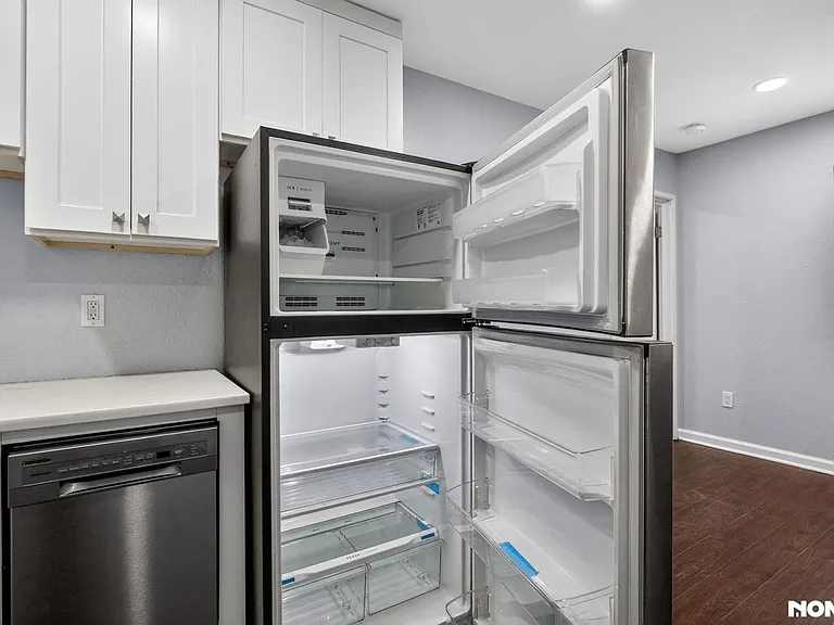 9 Vreeland Ave #3E — Photo 10