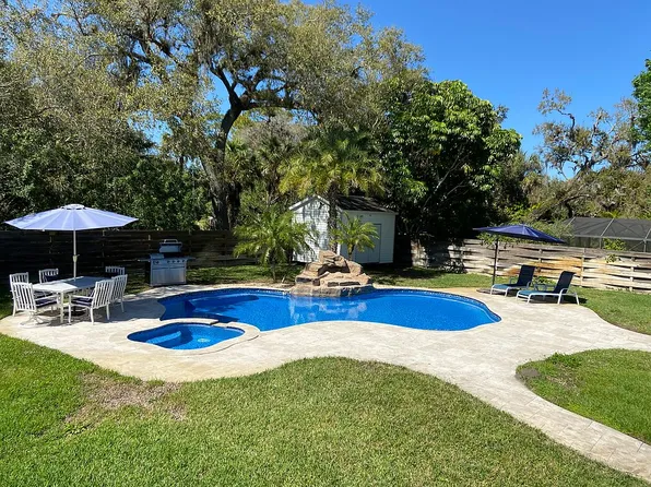 4070 Rainbow Cir, Labelle, FL 33935