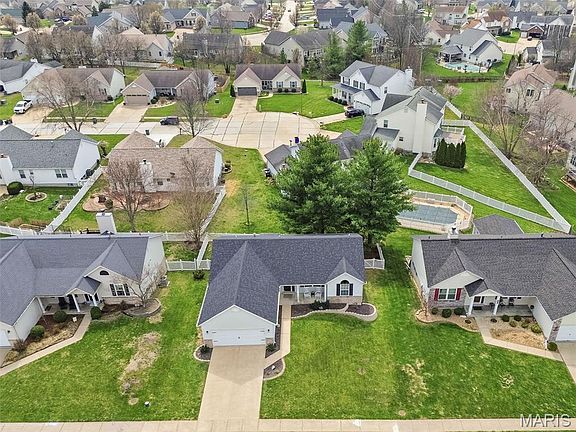 3rd image of 474 Calumet Ranch Trl