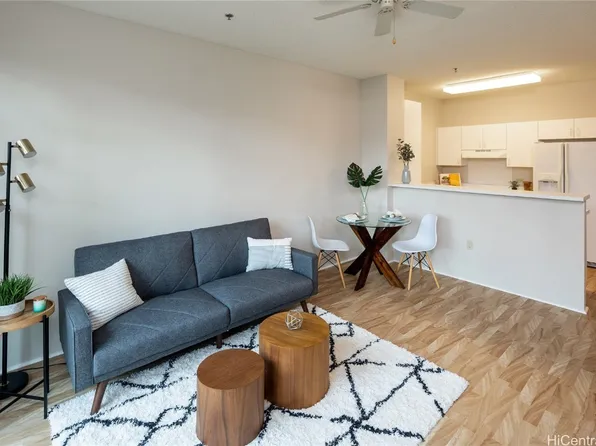 3009 Ala Makahala Pl APT 109, Honolulu, HI 96818