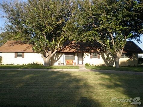 1st image of 3032 N Vega Ave