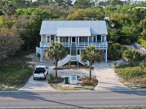 309 W Gulf Beach Dr, Eastpoint, FL 32328