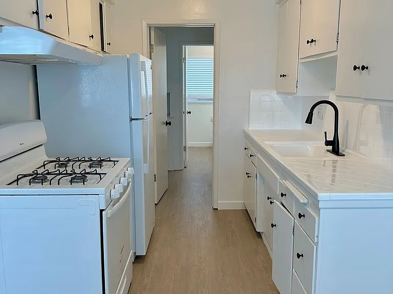 3024 E 3rd St — Photo 8
