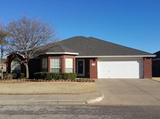 5822 89th St, Lubbock, TX 79424