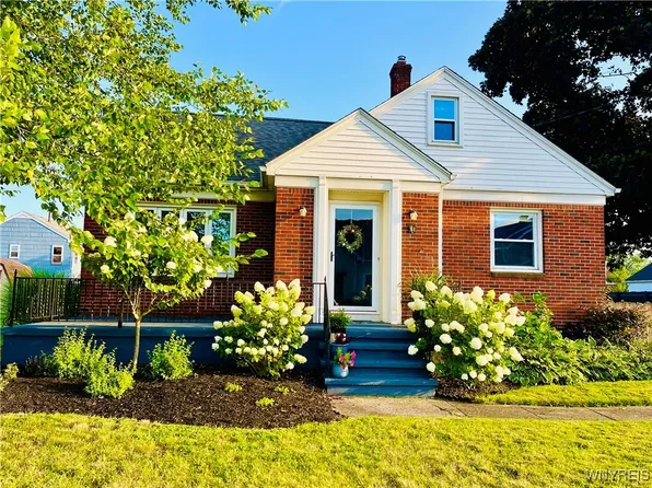 51 Stearns St, Buffalo, NY 14218