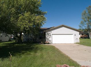 221 Johnson St, Holmen, WI 54636