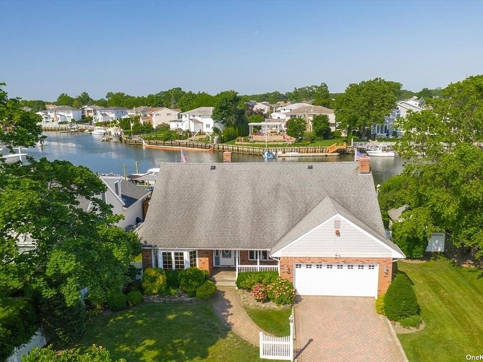 135 W Shore Drive, Massapequa, NY 11758 Zillow