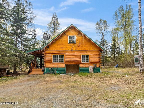 2nd image of 2386 N Lewis Rd