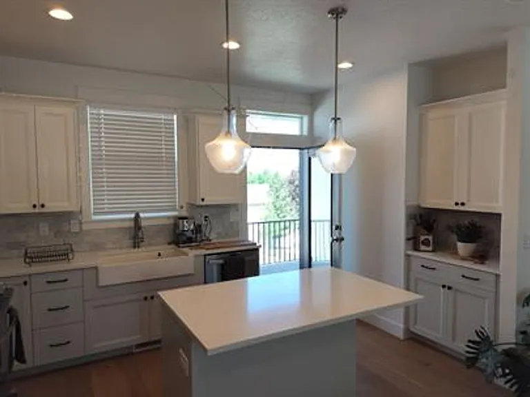 25 E Center St #66 — Photo 7