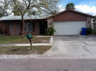 1002 Red Oak Cir, Brandon, FL 33511