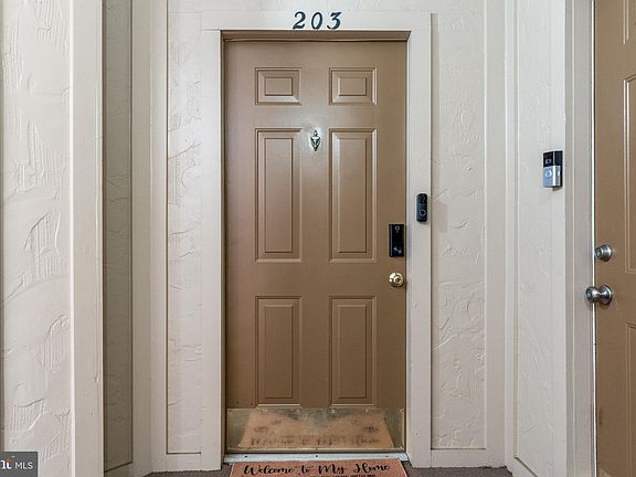 3rd image of 5916 Founders Hill Dr Unit 203