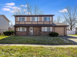 5839 Woodgate Dr, Matteson, IL 60443