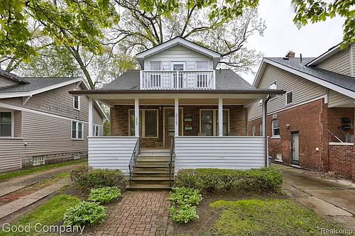 243 W Webster St Photo 1 243 W Webster St Photo 1
