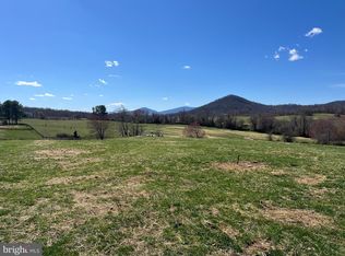 4598 Leeds Manor Rd, Markham, VA 22643