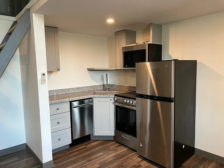 480 S Salina St #213 — Photo 10