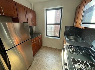 500 W 235th St APT 3, Bronx, NY 10463
