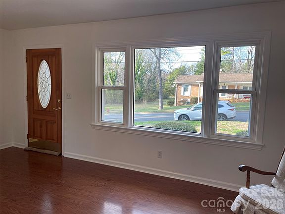 4th image of 1224 Wendover Ave