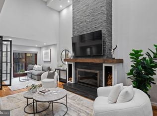 2030 Ranstead St, Philadelphia, PA 19103