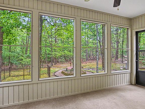 4th image of 21 Surtidor Ln