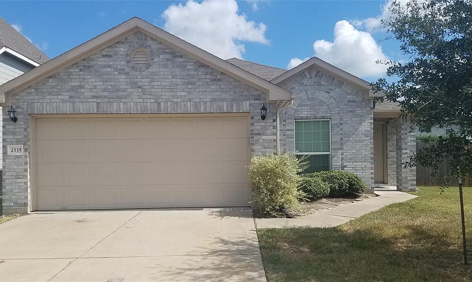 1st image of 2335 Seahorse Bend Dr