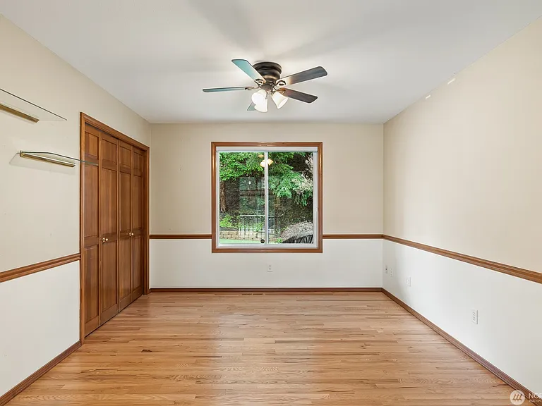 1107 Puesta Del Sol Ave #A — Photo 8