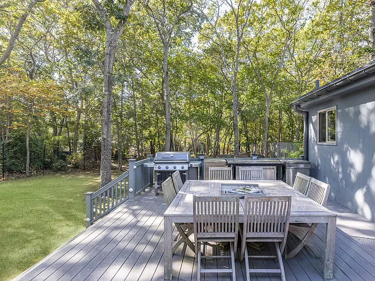 14 Edison Dr — Photo 17