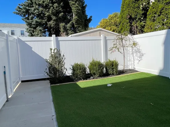 1516 47th Street image 1 of 1