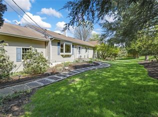 109 Traugers Crossing Rd, Kintnersville, PA 18930