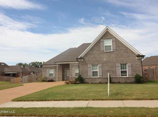 1249 Perry Place Dr, Hernando, MS 38632