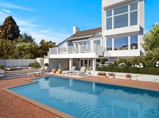 61 Seabreeze Ln, Amagansett, NY 11930
