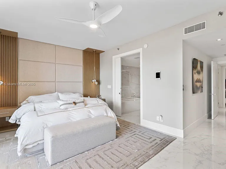 19143 Fisher Island Dr #19143 — Photo 53