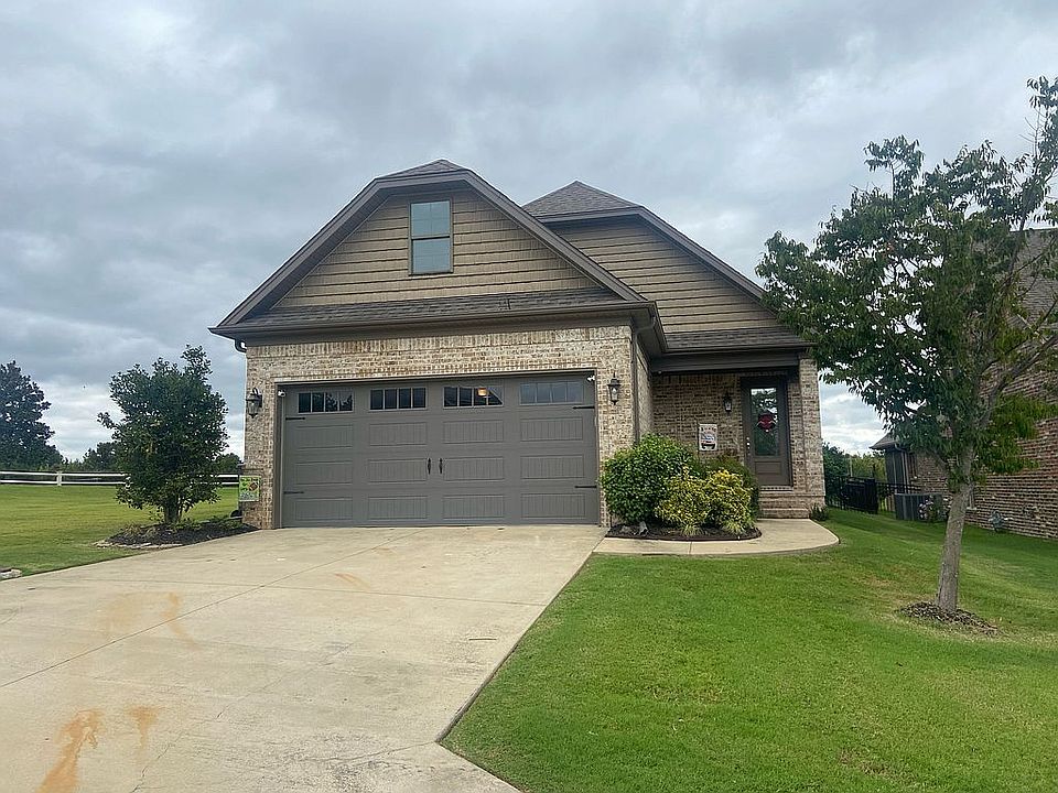1st image of 3401 Village Meadow Dr
