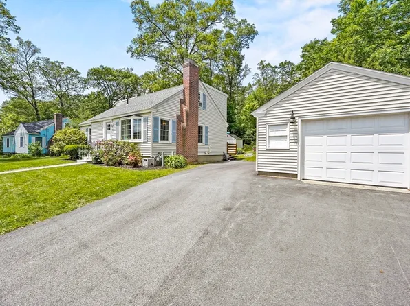 470 Oak St, Shrewsbury, MA 01545