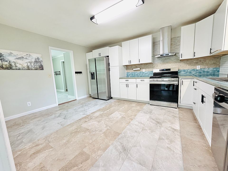 1st image of 836 Delverton Rd