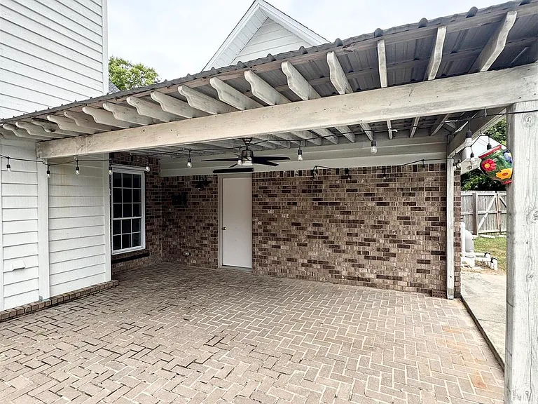 3019 Keats Dr — Photo 40