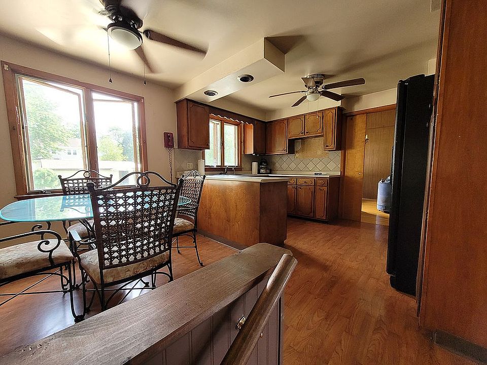 1st image of 4375 Beach Ave