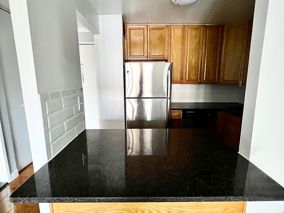 1st image of 14016 34th Ave APT 408