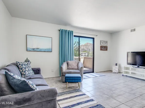 471 W Yucca Ct, Tucson, AZ 85704
