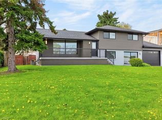 588 Mountain Brow Blvd, Hamilton, ON L8T 1B1