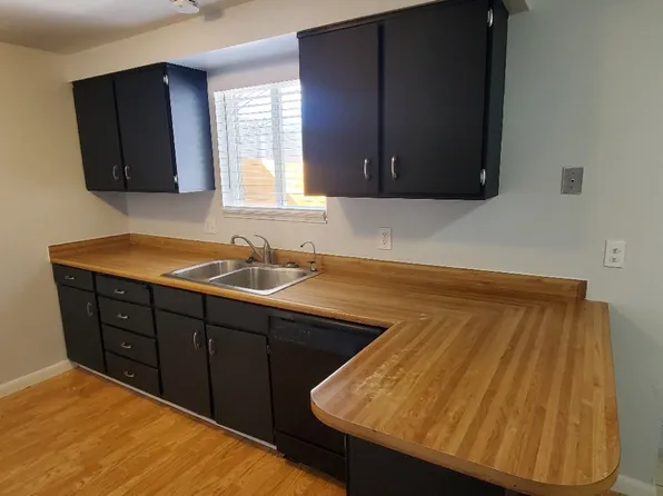 4694 S Lemonwood Cir #Cir;, West Valley City, UT 84120