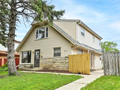 8654 West Medford AVENUE, Milwaukee, WI, 53225