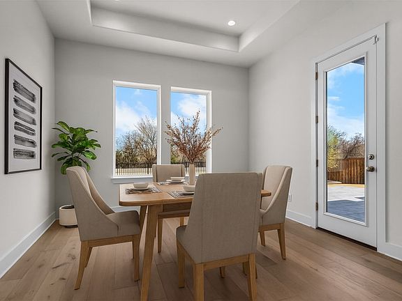 5th image of 1161 Rochester Pl