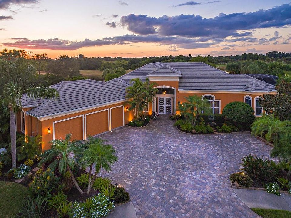 1st image of 21 Carisa Royale Ct