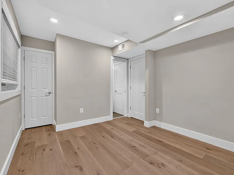 1680 Irving St NW — Photo 8