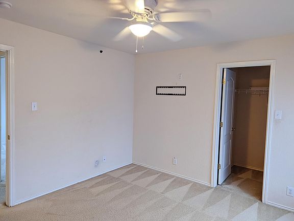 3rd image of 7146 Great Lakes Dr
