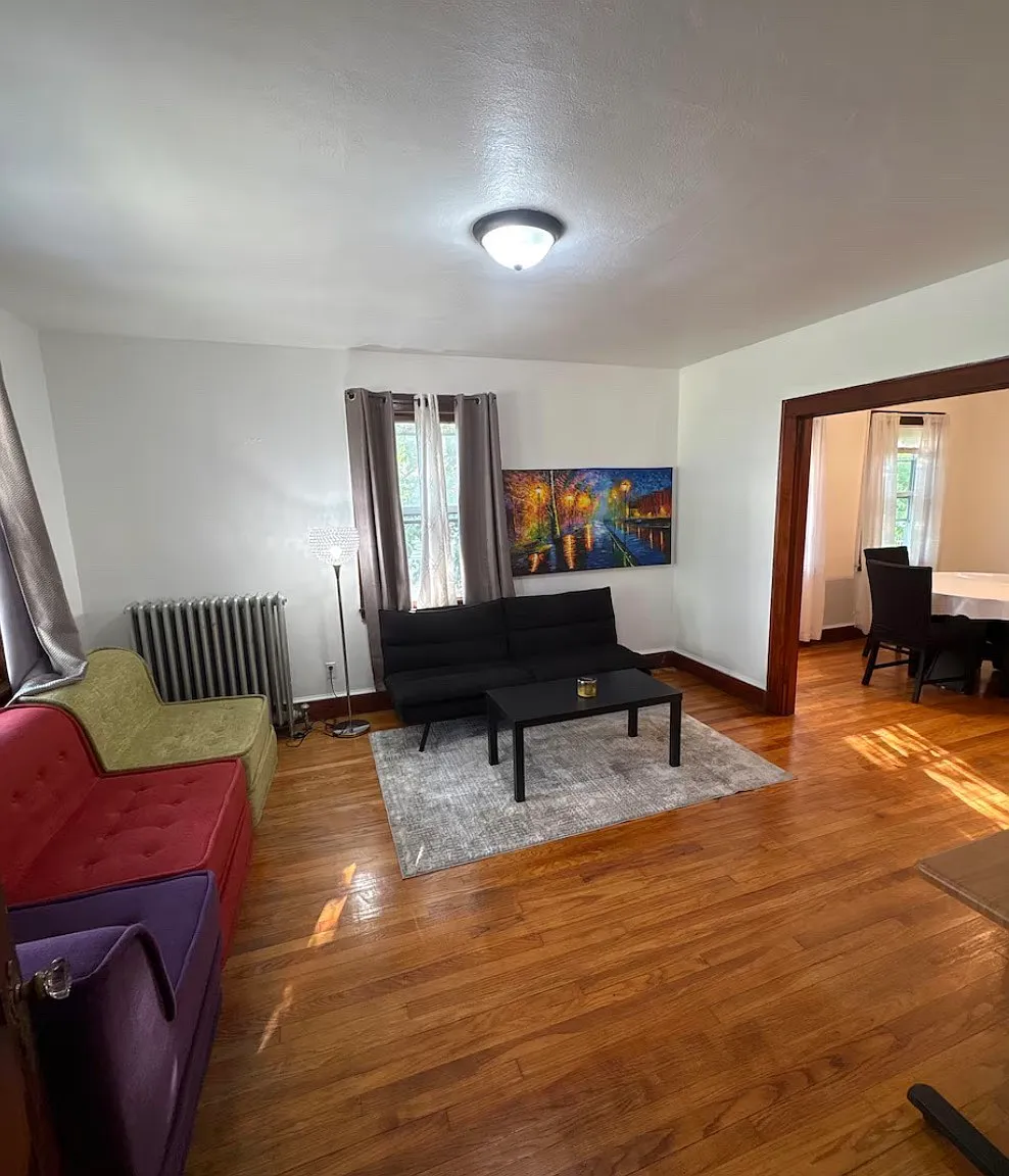 2 bed, 1400 sqft, $2,800 — Photo 1
