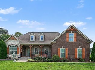 3043 Cross Gate Ln, Columbia, TN 38401
