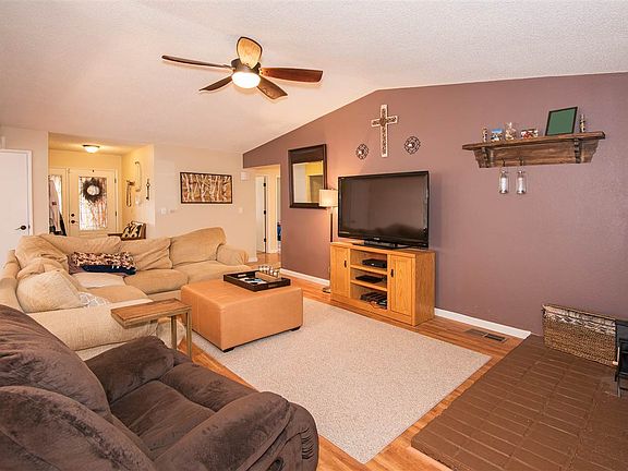 4th image of 2186 Eastbrook Dr